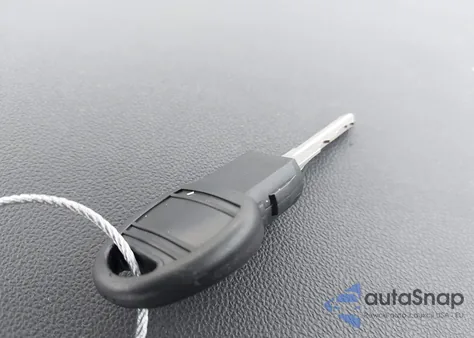 2013 Dodge Challenger Sxt из США, поврежденный, VIN 2C3CDYAG2DH700331